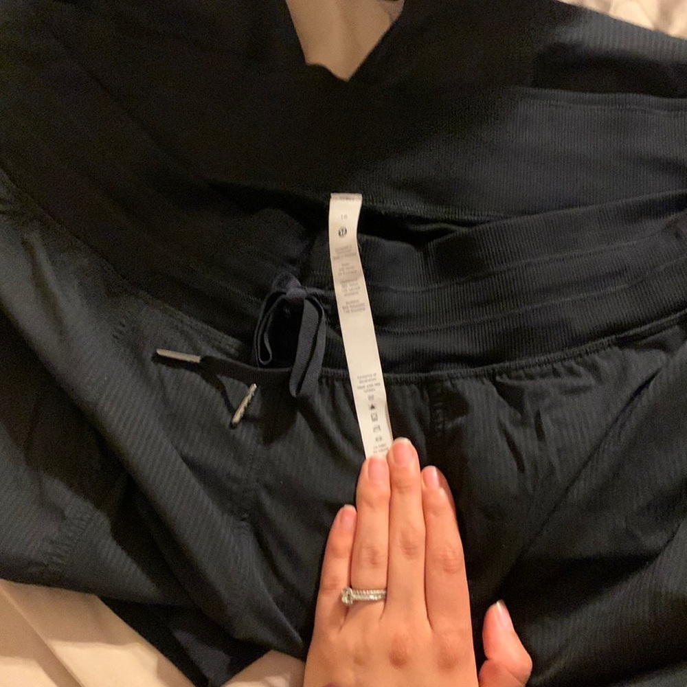 Lululemon joggers